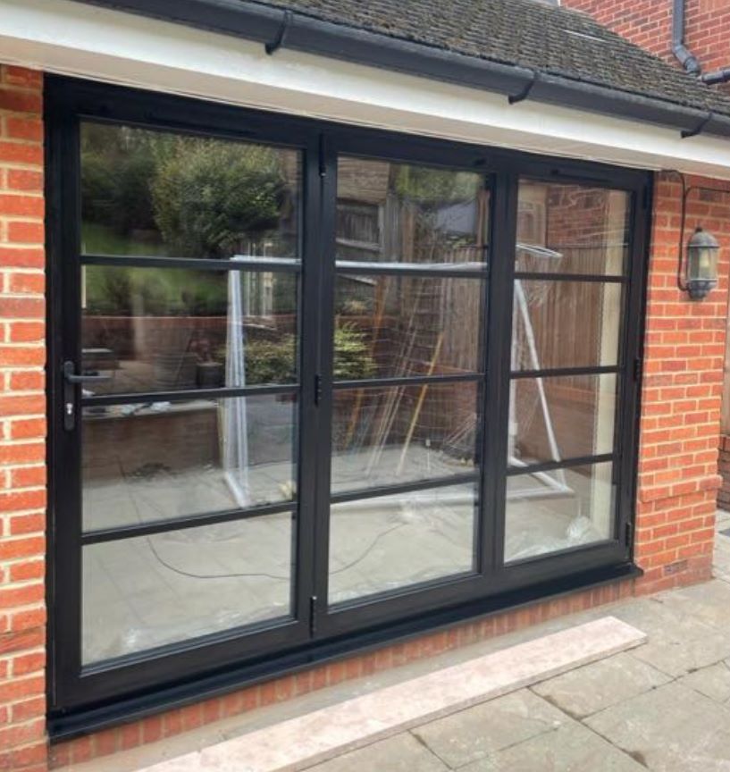 Slim steel-look aluminium glazed doors – for homes in Aldershot